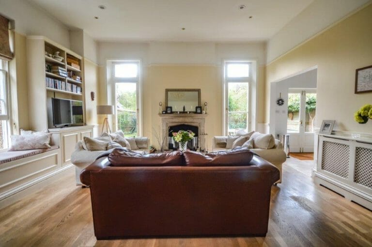 Period Suburban Family Home image 8