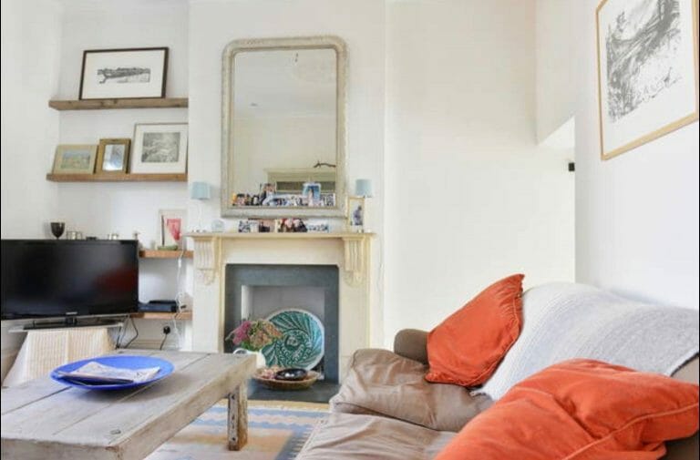 Light Victorian Home image 8