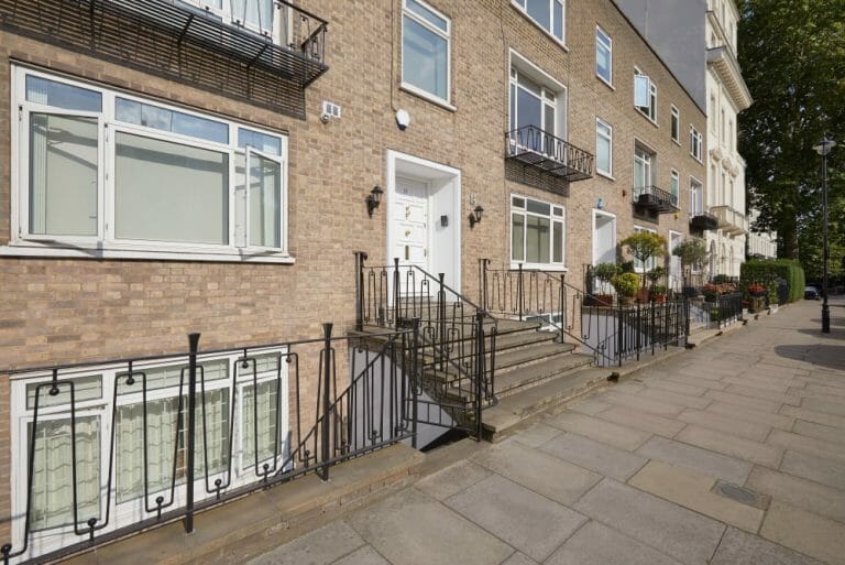 Hyde Park 5-bed image 15