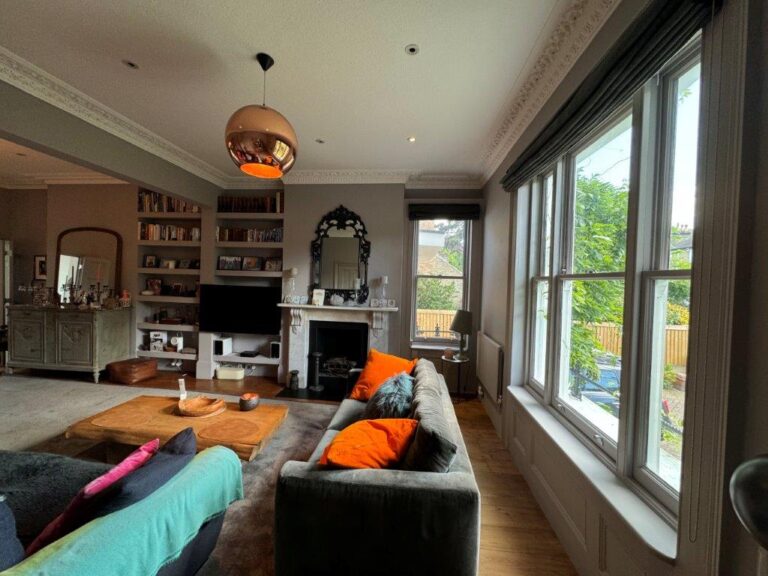 Large Family Home in Kingston image 18