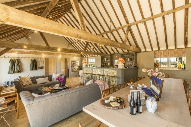 Hampshire Farmhouse image 10