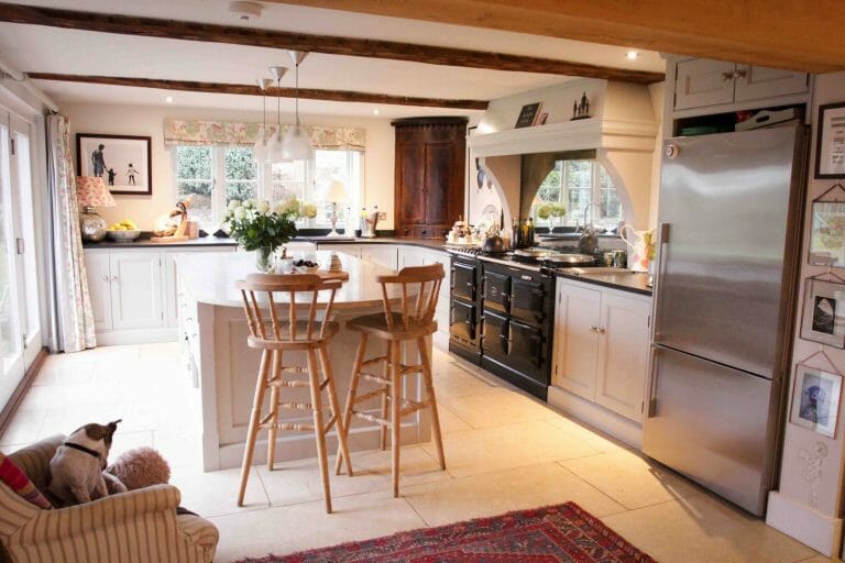 Hampshire Farmhouse image 3