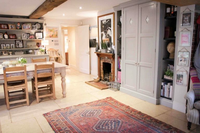 Hampshire Farmhouse image 6