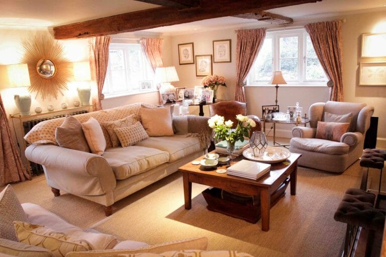 Hampshire Farmhouse image 13