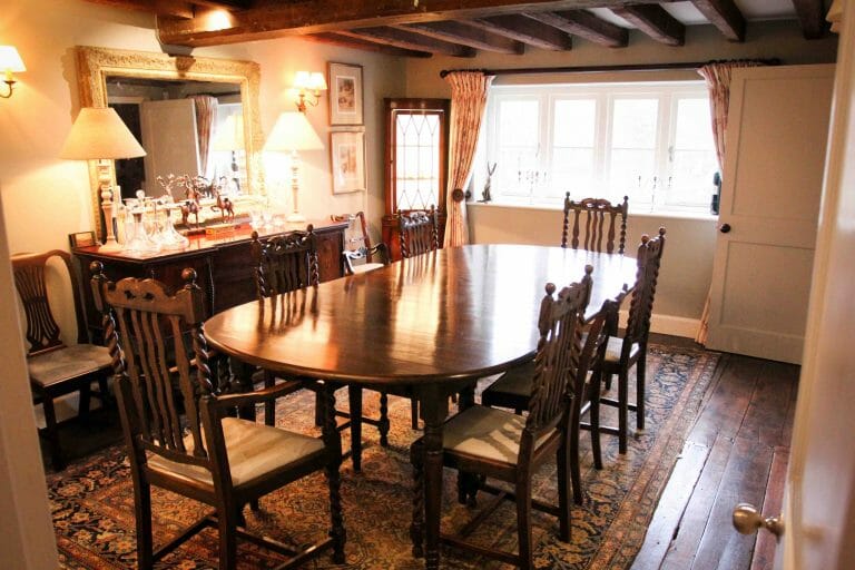 Hampshire Farmhouse image 15