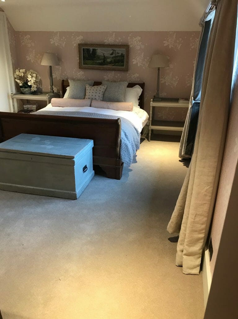 Hampshire Farmhouse image 26