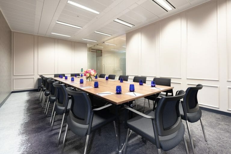 Modern Dressed City Office image 10