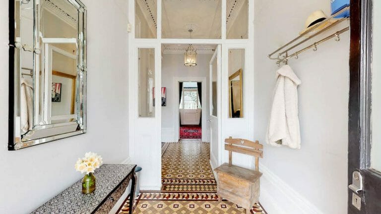 Parisian Style Regency Villa image 8