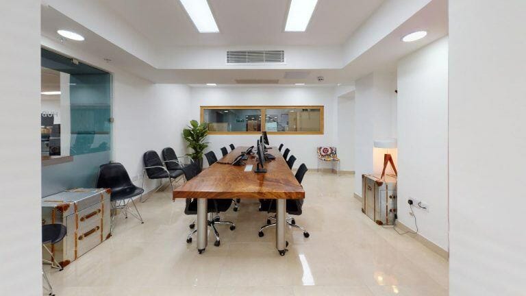 Modern Office Space image 14