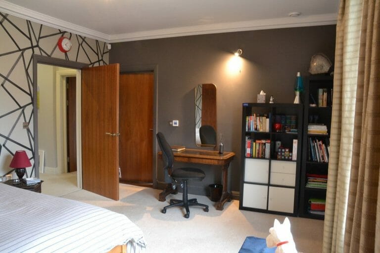 Spacious Streatham Home image 15