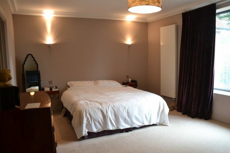 Spacious Streatham Home image 16