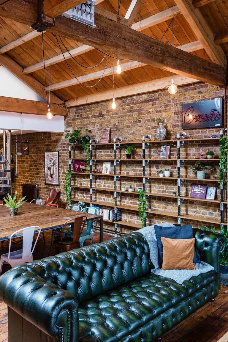 Loft Apartment in Shoreditch image 5