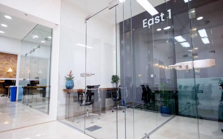 Modern Office Space image 22