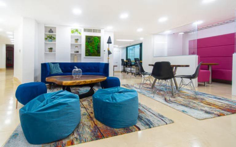 Modern Office Space image 23