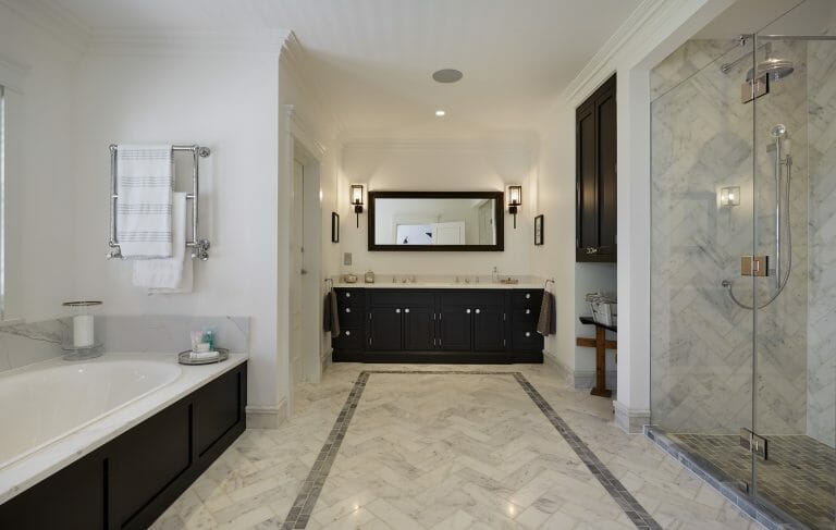 American Style Mansion image 33
