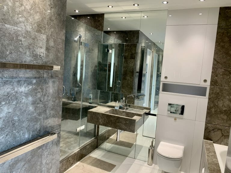 Luxury Canary Wharf Penthouse image 15