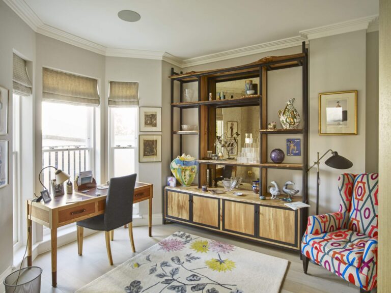 Luxurious Modern Town House image 39