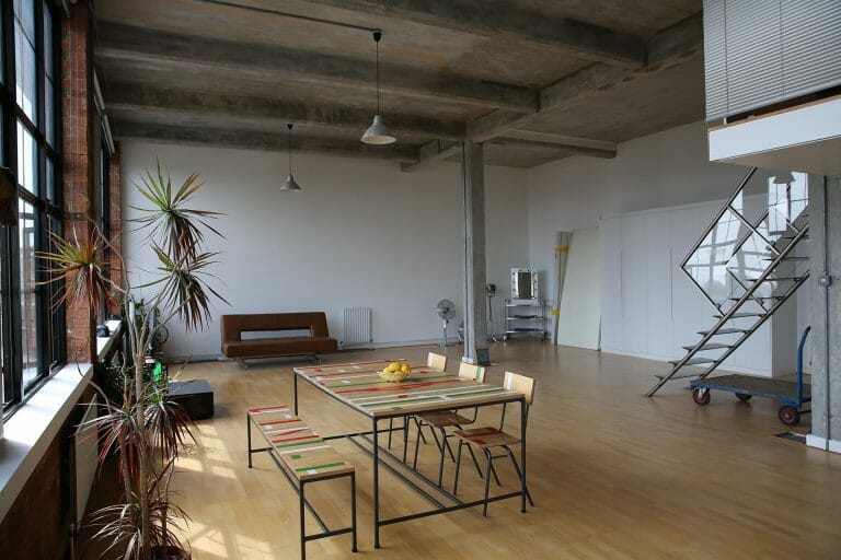 1930’s Art Deco Loft image 3