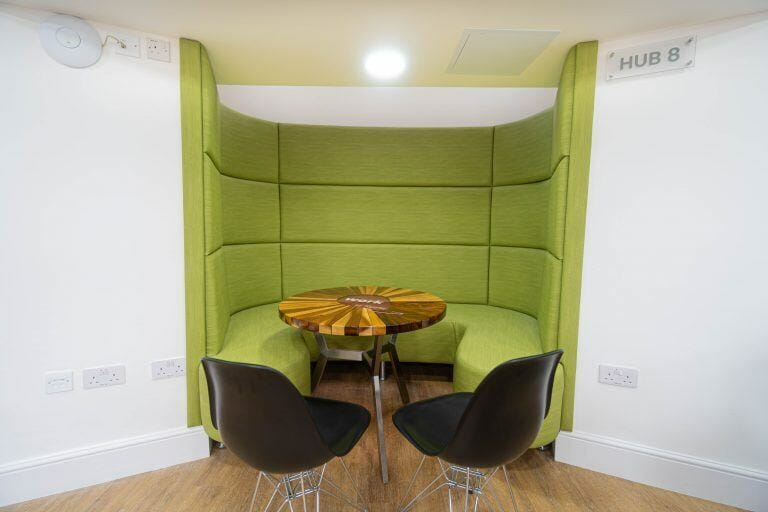 Modern Office Space image 9