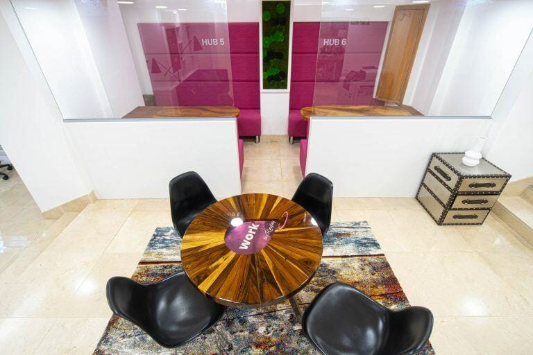 Modern Office Space image 33