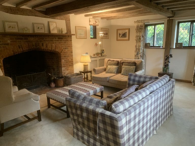 Country House in Hampshire image 7