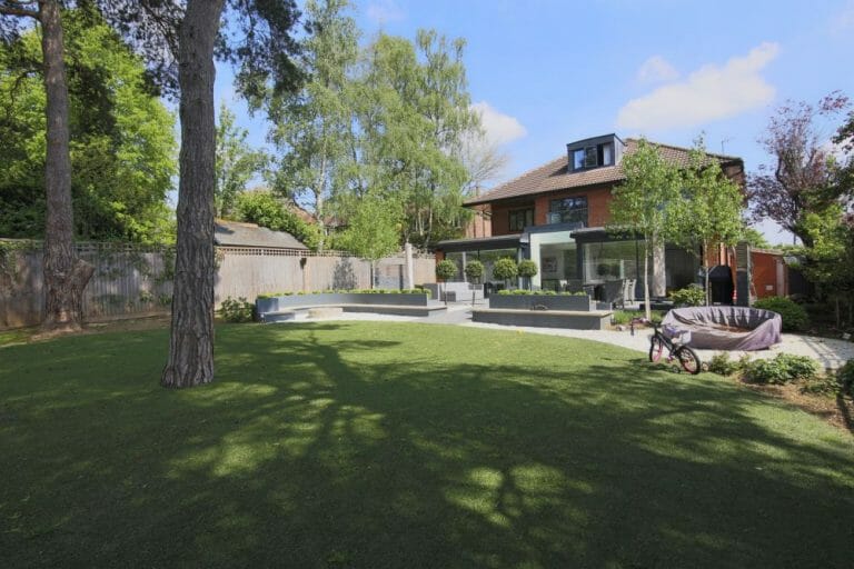 Large Modern Home image 9