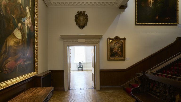 Georgian Style Building image 3