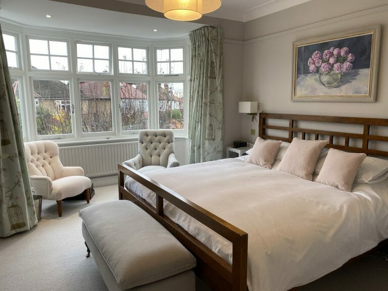 Detached Property in South West London image 11