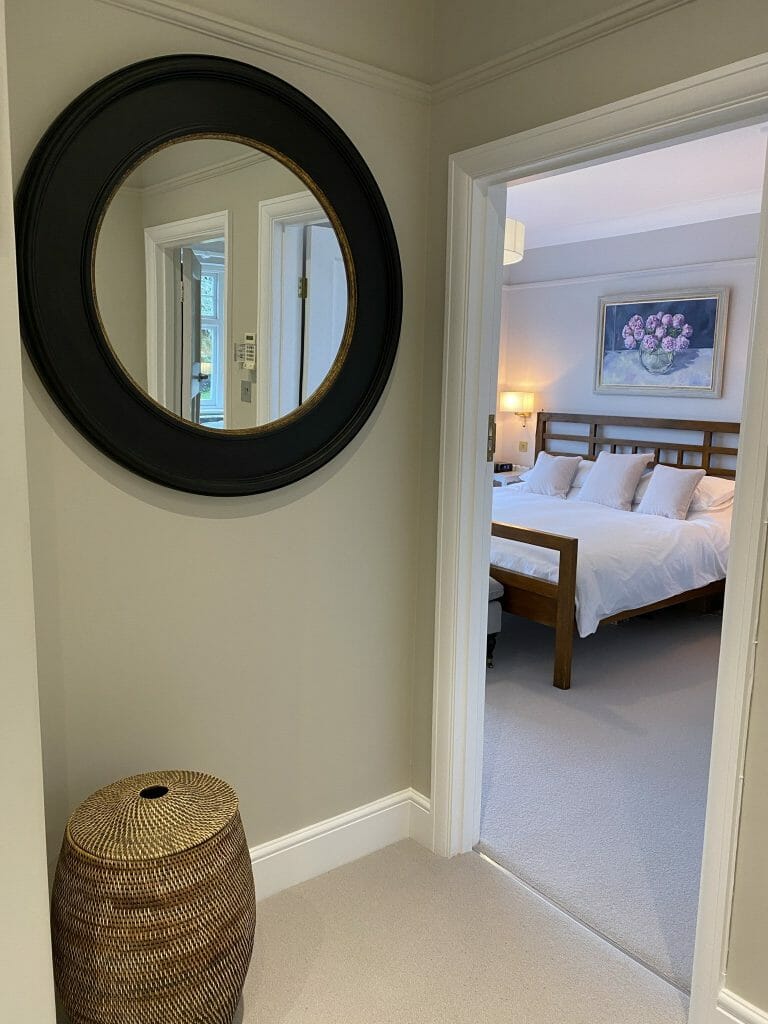 Detached Property in South West London image 10
