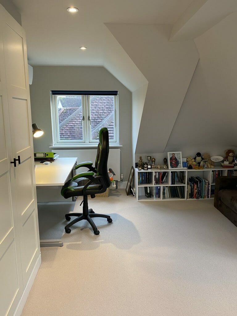 Detached Property in South West London image 17