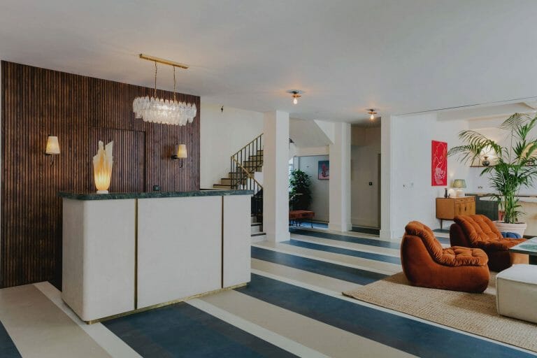 Loft Apartment for Private Hire in Central London image 18