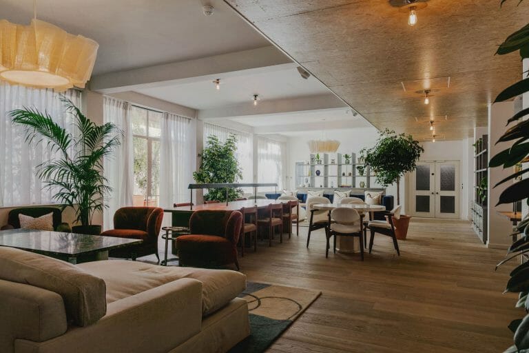 Loft Apartment for Private Hire in Central London image 17
