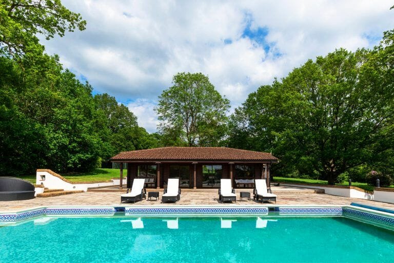 Hertford Villa with Pool, Gym and Garage image 56