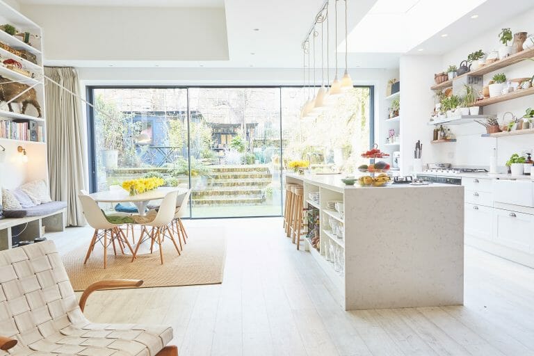 Unique Property with Three Kitchens image 4