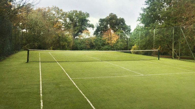 Hertford Villa with Pool, Gym and Garage image 54