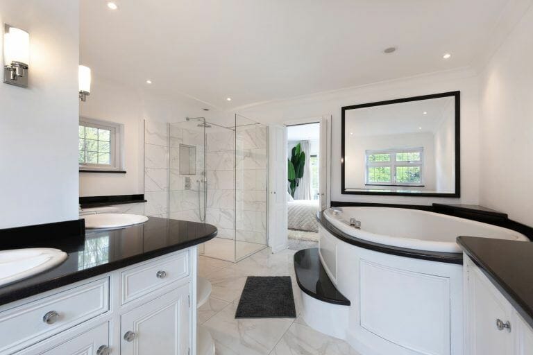 Hertford Villa with Pool, Gym and Garage image 45