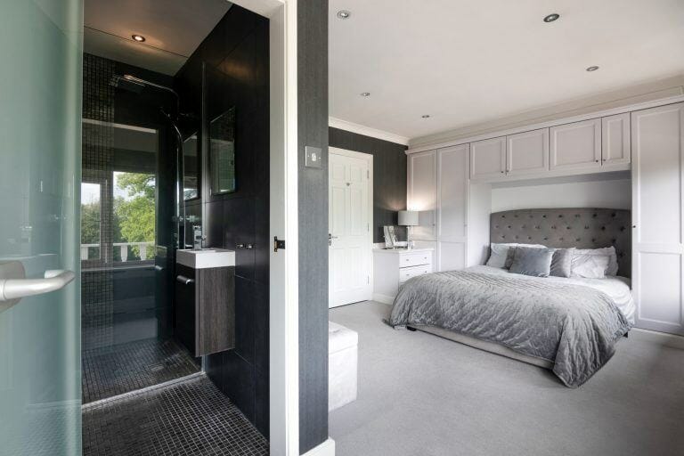 Hertford Villa with Pool, Gym and Garage image 38