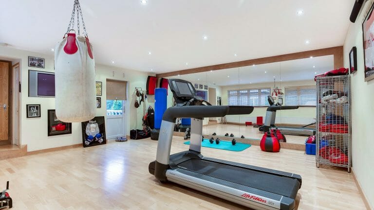 Hertford Villa with Pool, Gym and Garage image 33