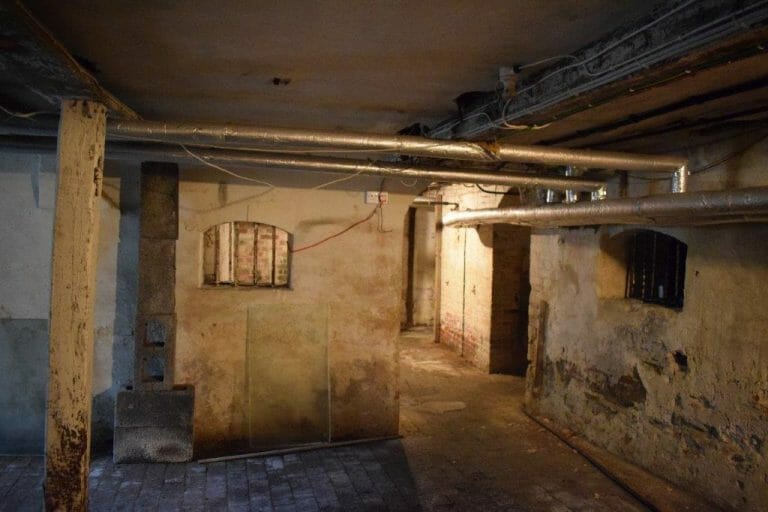 Castle in Kent image 32