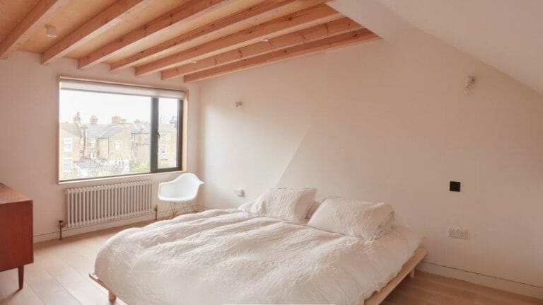 Terrace Home in Walthamstow image 8