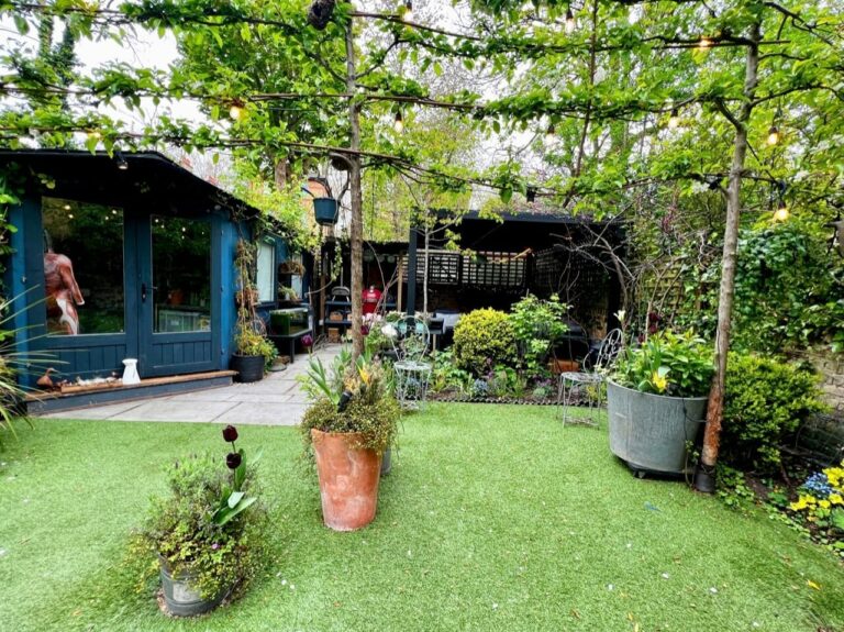 Unique Property with Three Kitchens image 39