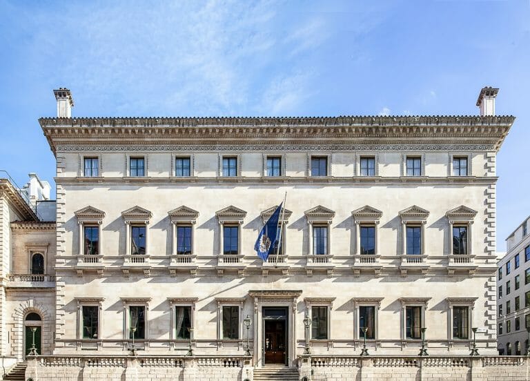 Private Members Club image 9