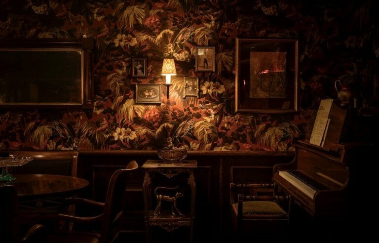 Intimate Speakeasy image 7