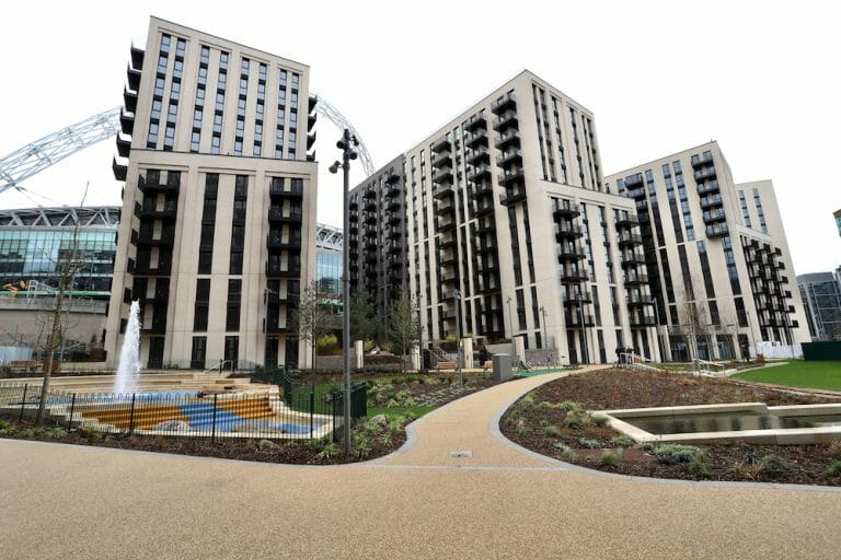 Private Roads in Wembley image 21