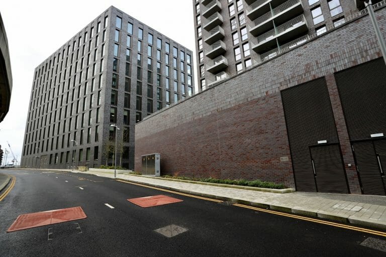 Private Roads in Wembley image 23