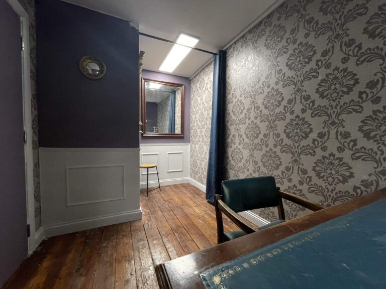 Various Studio Spaces in Woolwich image 54