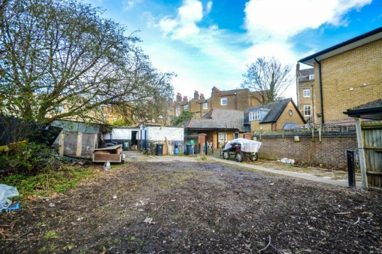 Regency Townhouse image 45