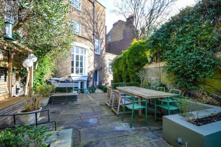 Regency Townhouse image 43