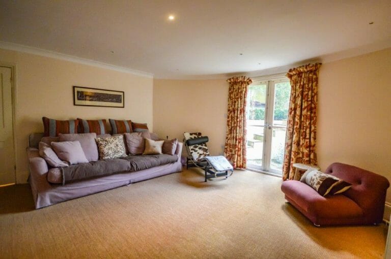 Regency Townhouse image 17