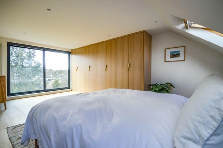 Modern Property in Kensal Green image 19